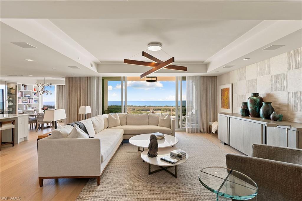 6897 Grenadier BLVD 902