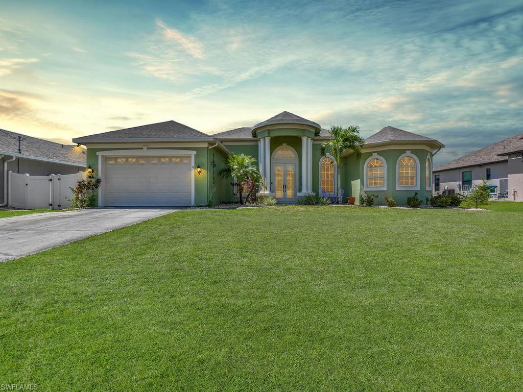 CAPE CORAL - Residential