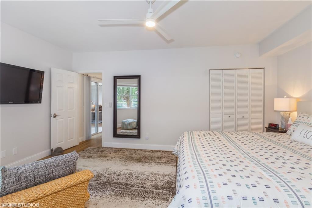 LAKESIDE GARDENS - Residential Lease