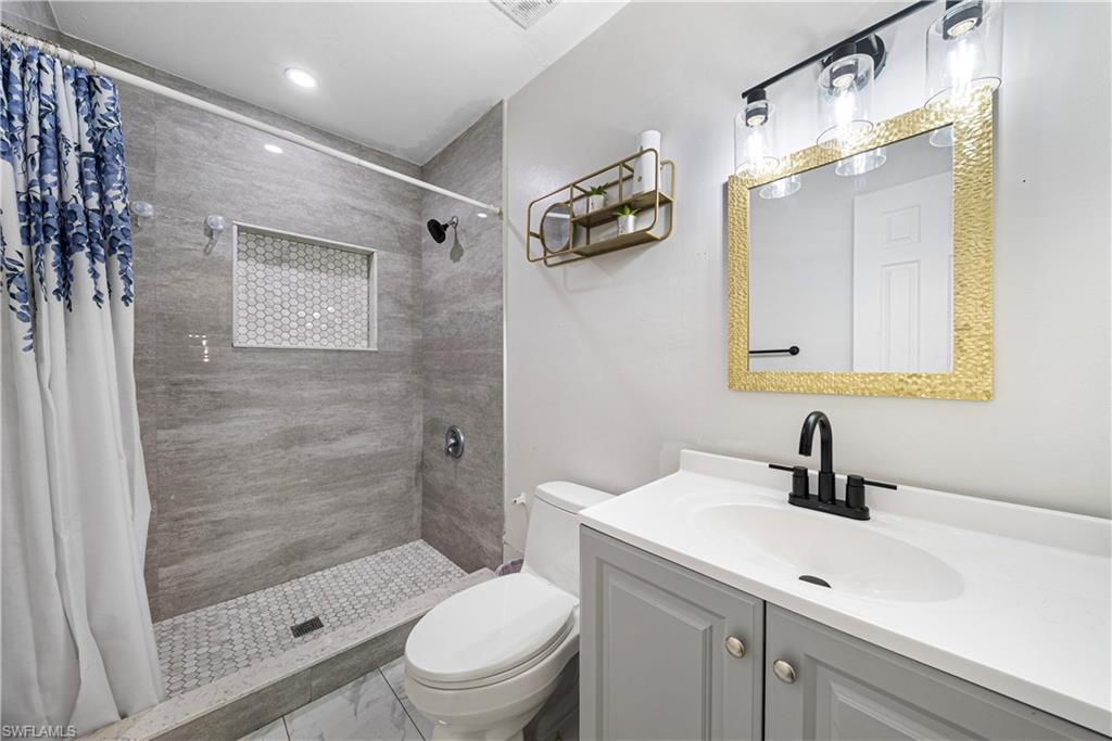 GOLDEN GATE CITY - Residential