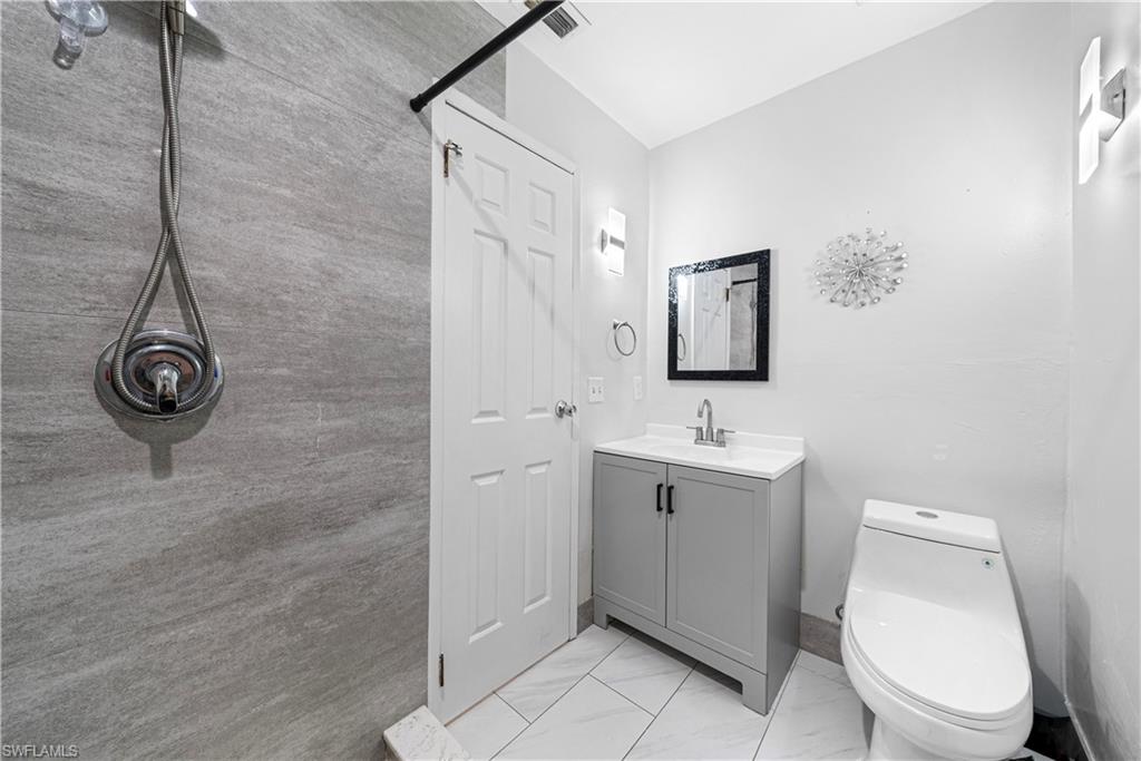 GOLDEN GATE CITY - Residential