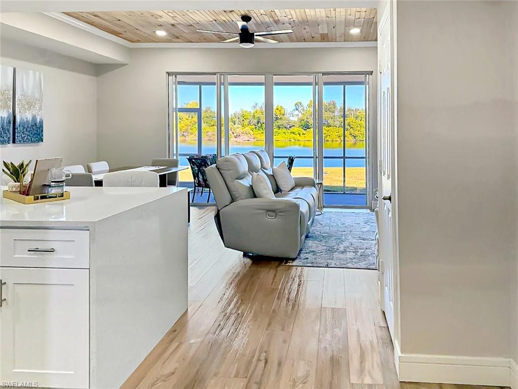 ENCLAVE AT CYPRESS LAKE CONDO - Residential