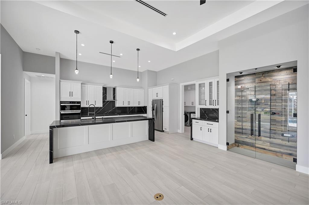 811 Old Burnt Store RD N