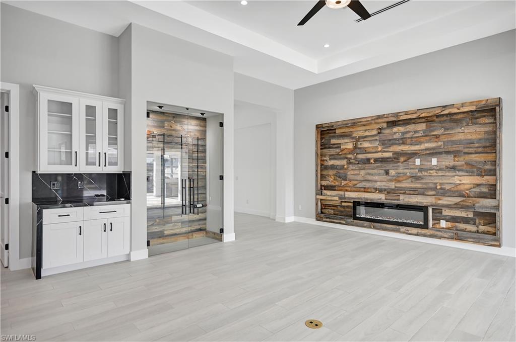 811 Old Burnt Store RD N