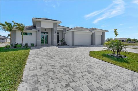 811 Old Burnt Store RD N CAPE CORAL FL 33993