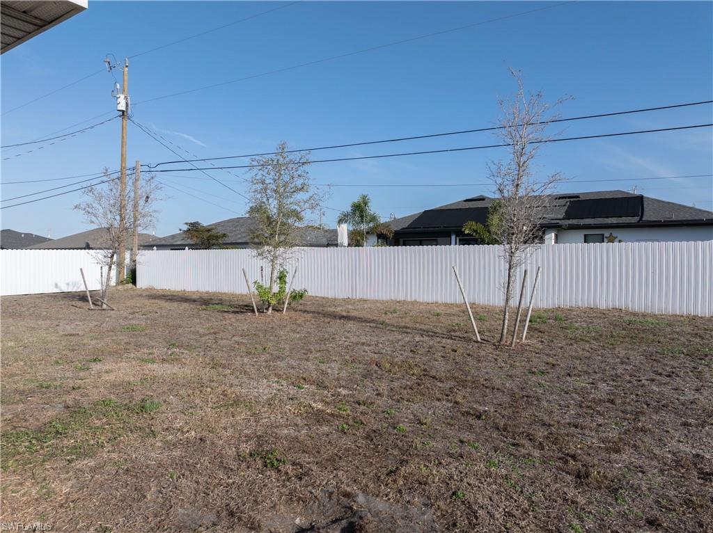 CAPE CORAL - Residential