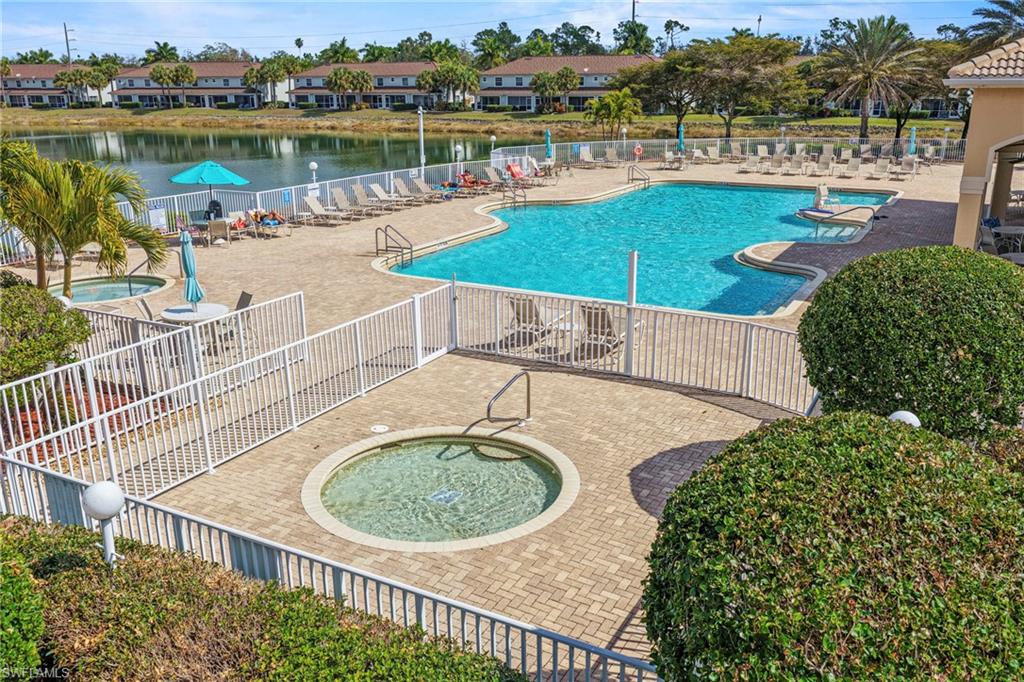 OLYMPIA POINTE - Residential