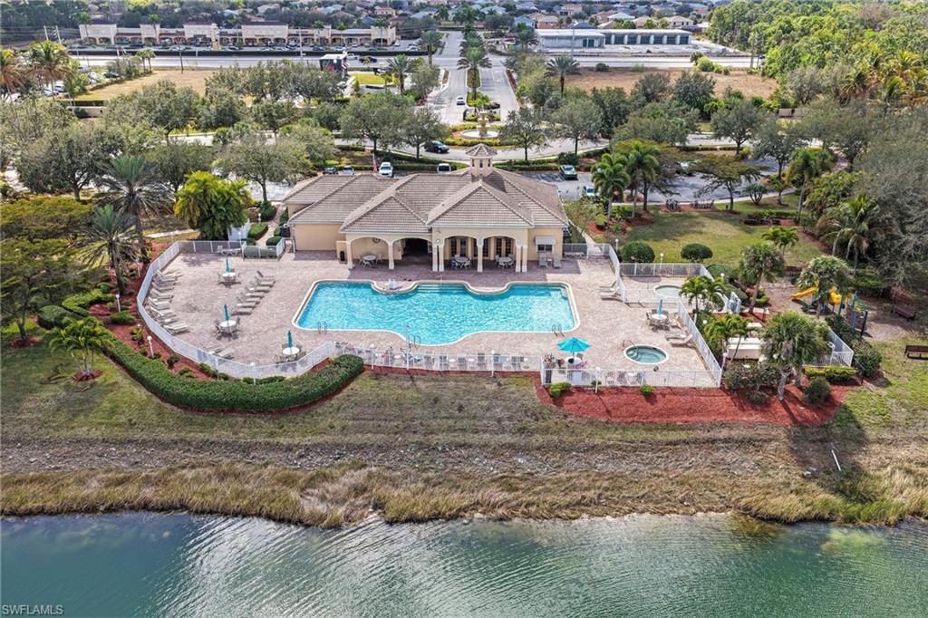 OLYMPIA POINTE - Residential