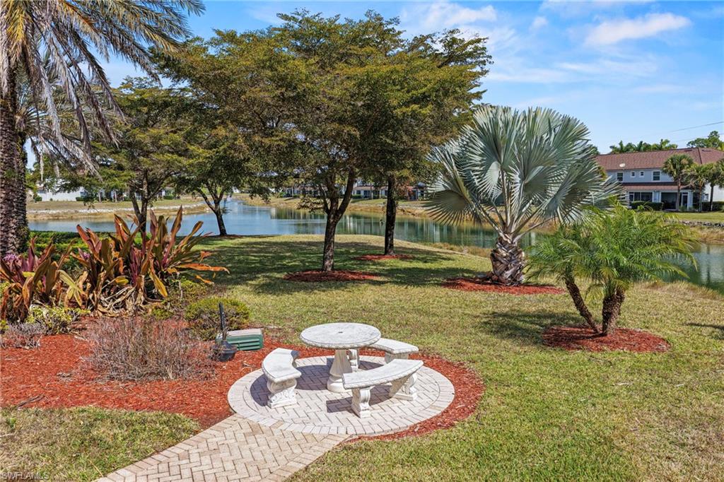 OLYMPIA POINTE - Residential