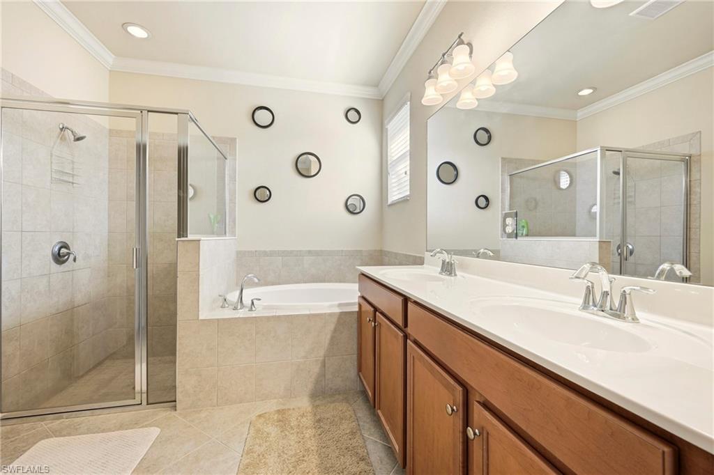 OLYMPIA POINTE - Residential