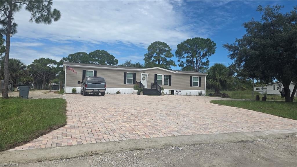 220 S Kennel ST