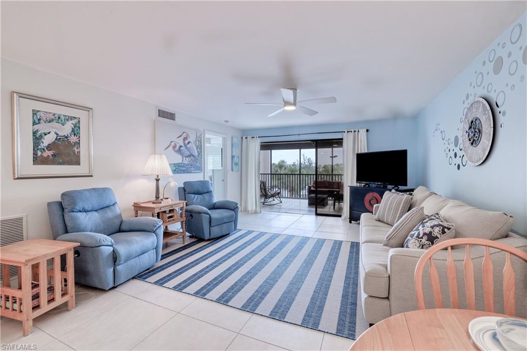 PARKWAY CONDO - Residential Lease