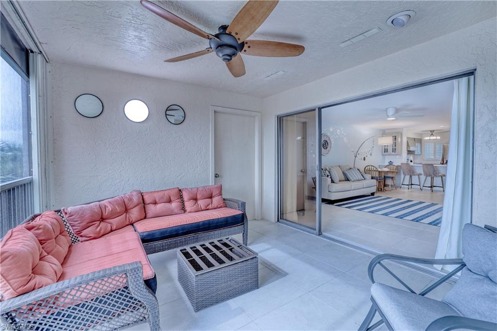 PARKWAY CONDO - Residential Lease