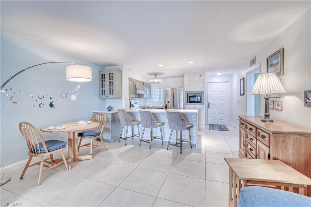 PARKWAY CONDO - Residential Lease