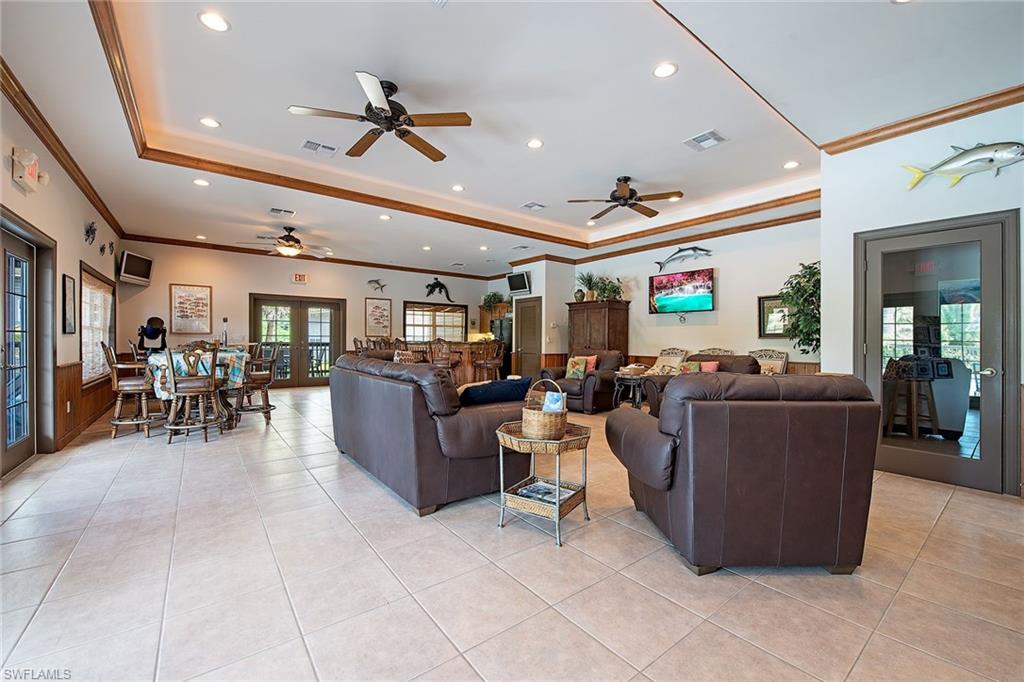 CLUB EVERGLADES - Residential