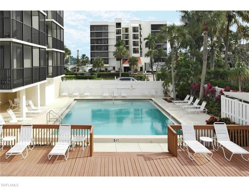 BAYSHORES - Residential Lease