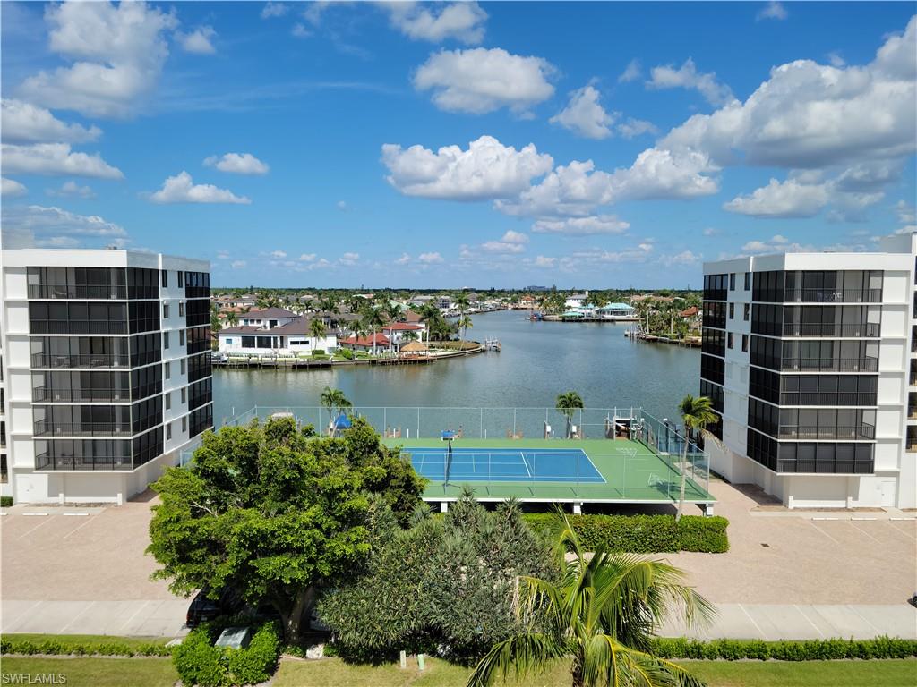 BAYSHORES - Residential Lease