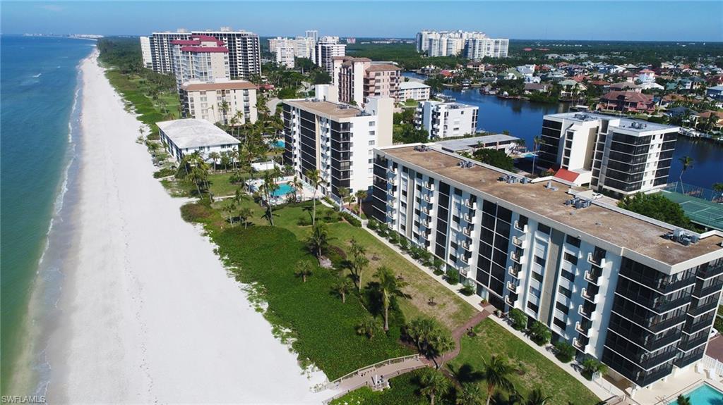 BAYSHORES - Residential Lease