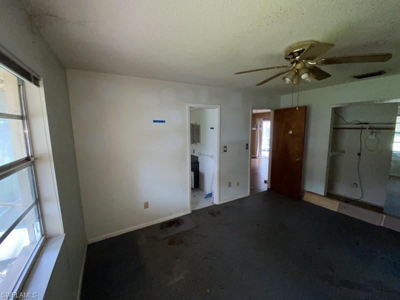 SAN CARLOS PARK - Residential