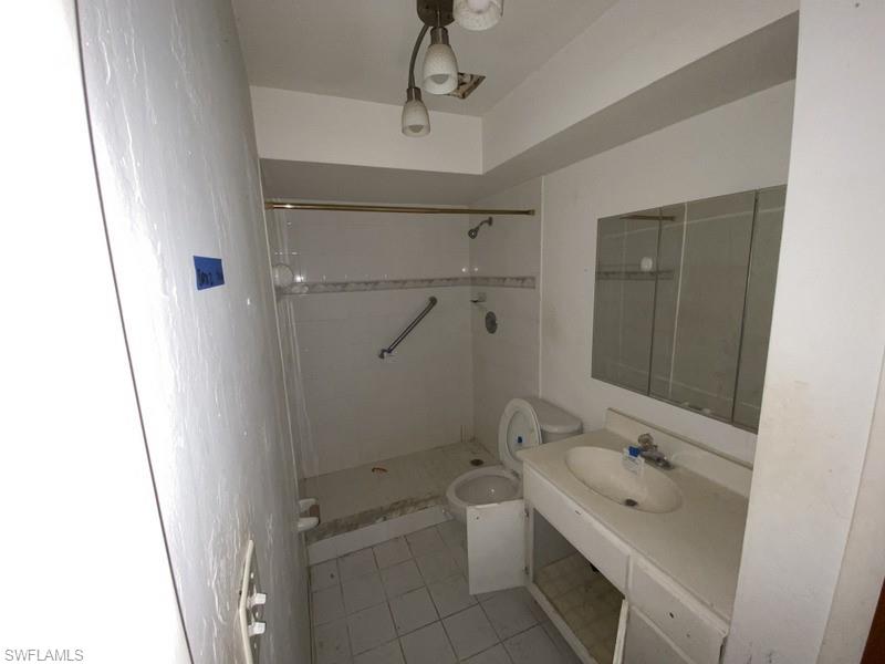 SAN CARLOS PARK - Residential