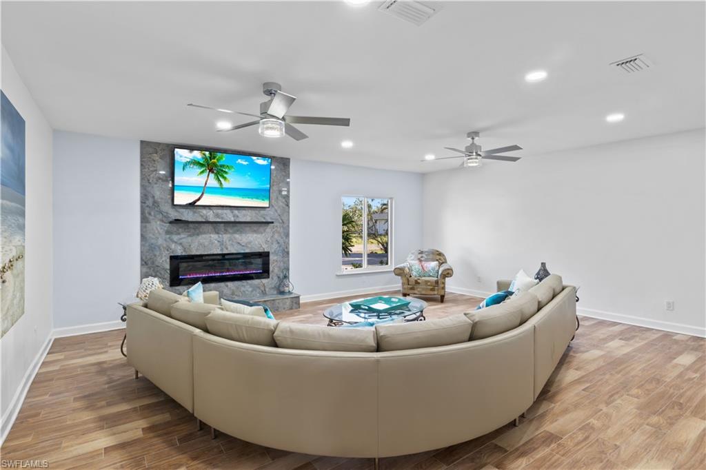 GUMBO LIMBO - Residential