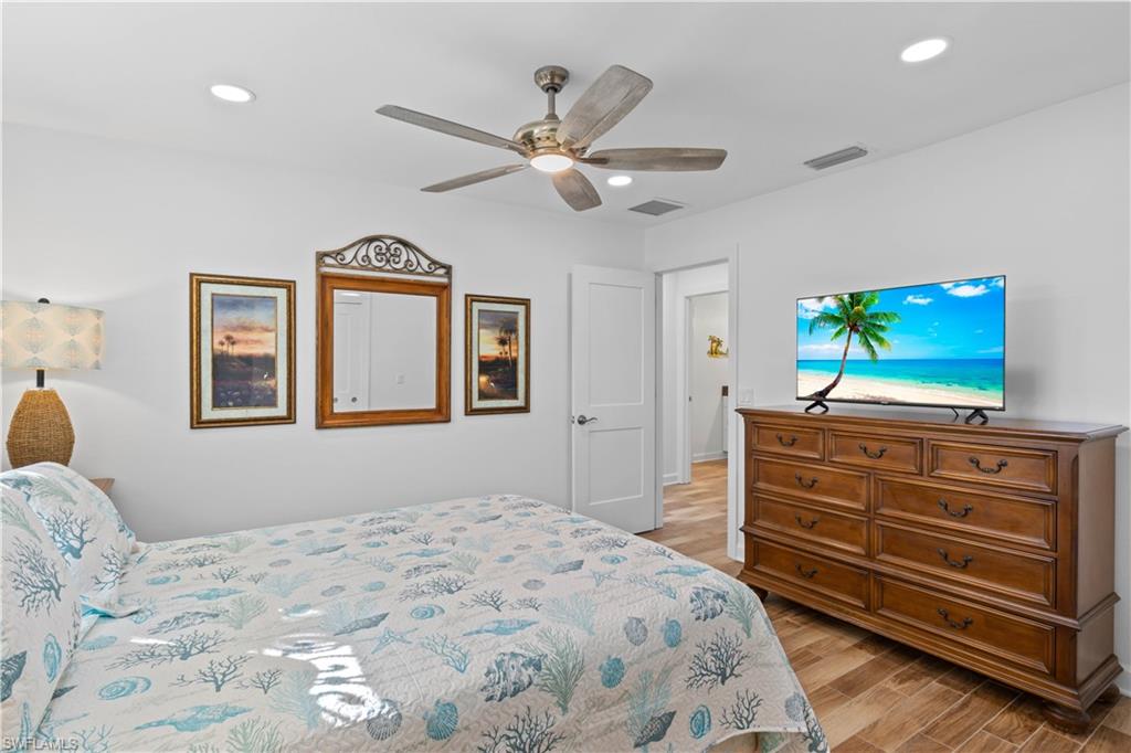 GUMBO LIMBO - Residential