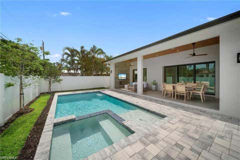Photo of 658 93rd AVE N, NAPLES, FL 34108 (MLS # 226029126)