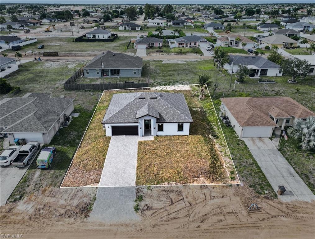 CAPE CORAL - Residential