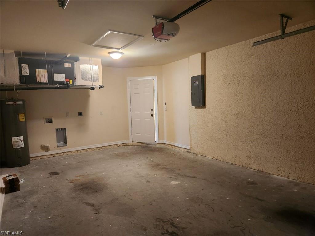 CAPE CORAL - Residential Lease