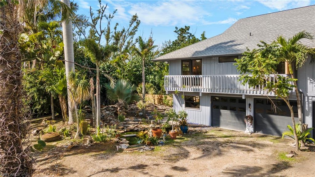 SANIBEL HAMLET - Residential