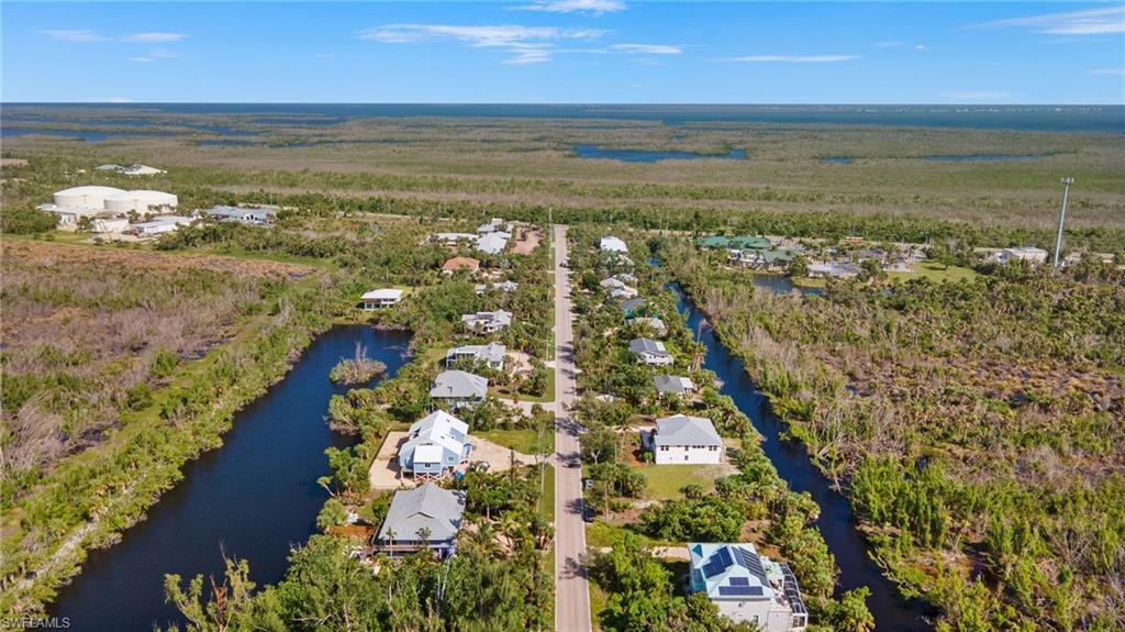 SANIBEL HAMLET - Residential