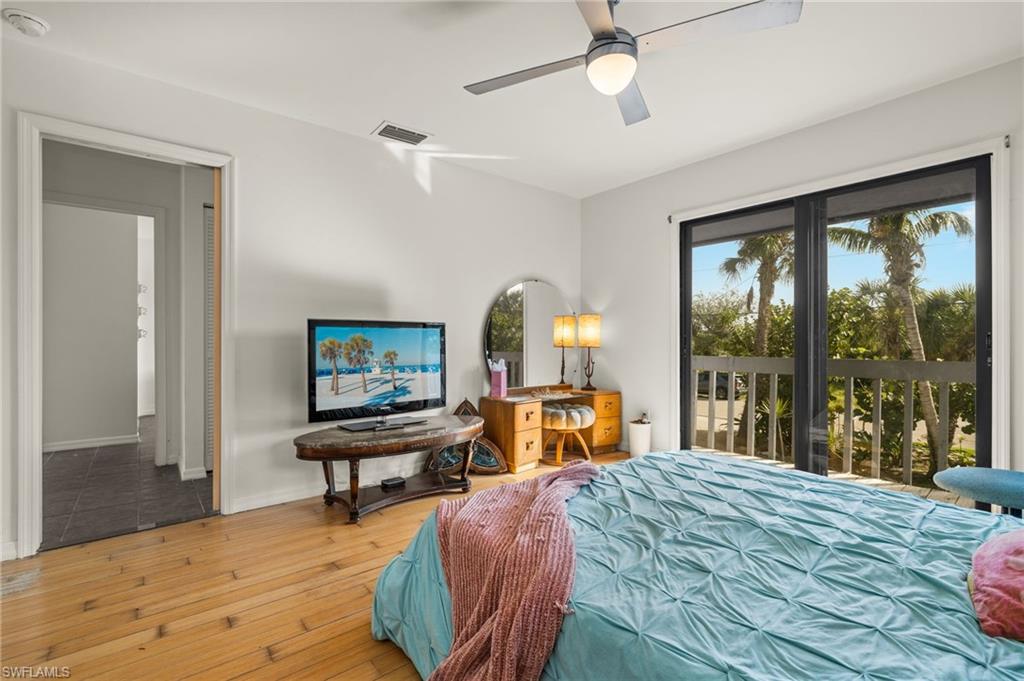 SANIBEL HAMLET - Residential