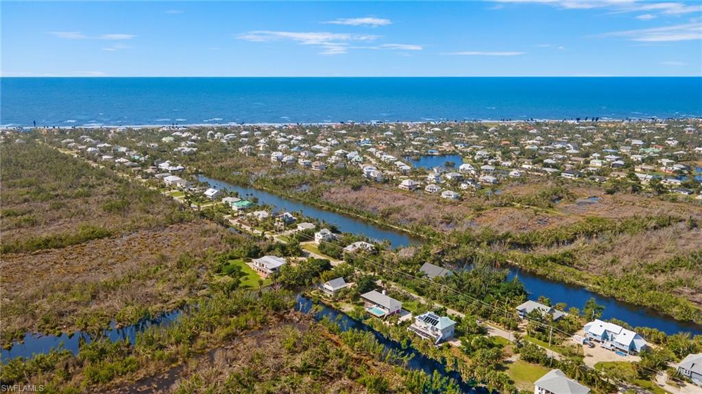SANIBEL HAMLET - Residential