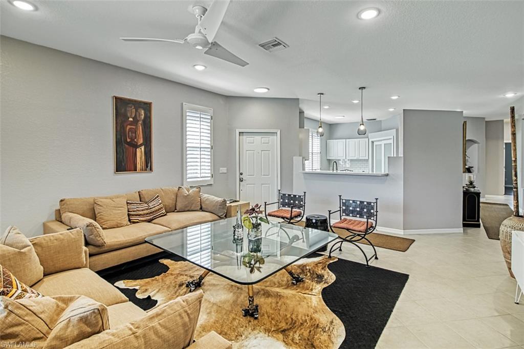 REFLECTION LAKES - Residential