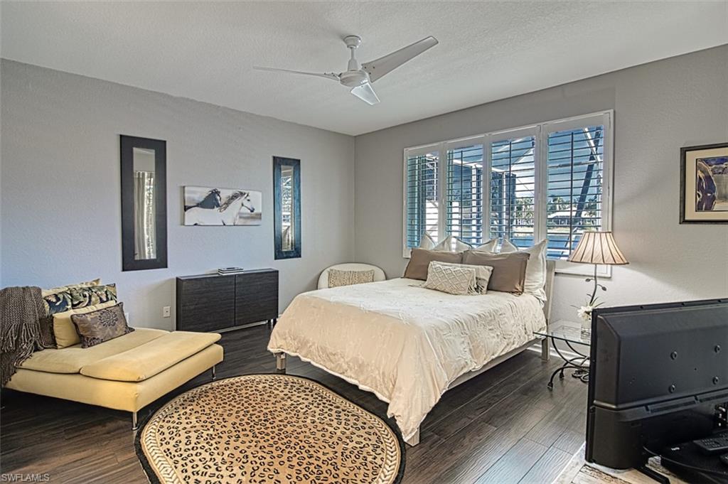 REFLECTION LAKES - Residential