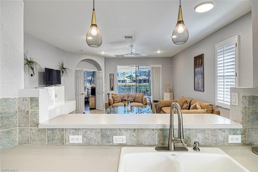 REFLECTION LAKES - Residential