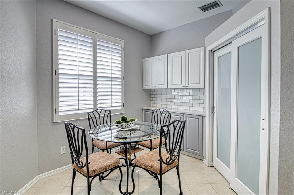 REFLECTION LAKES - Residential