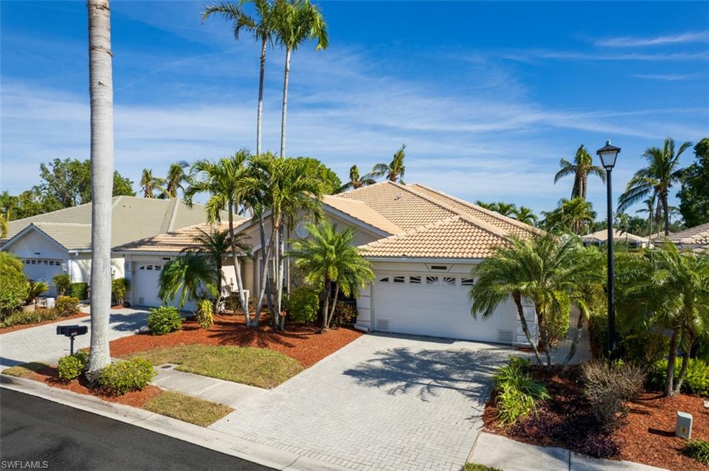 REFLECTION LAKES - Residential