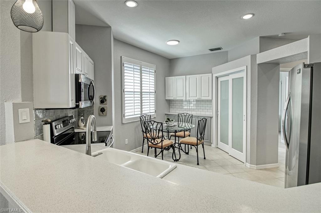 REFLECTION LAKES - Residential