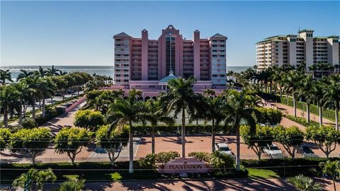 A home in MARCO ISLAND