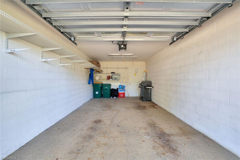 WEDGE WOOD AT THE STRAND - Residential