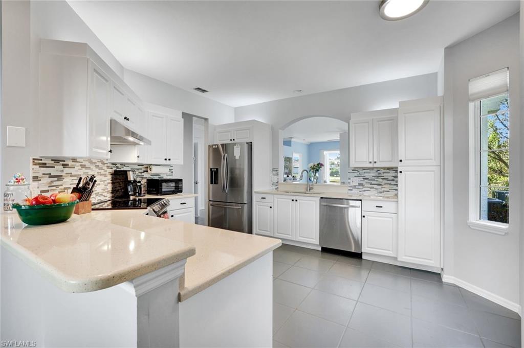 WEDGE WOOD AT THE STRAND - Residential