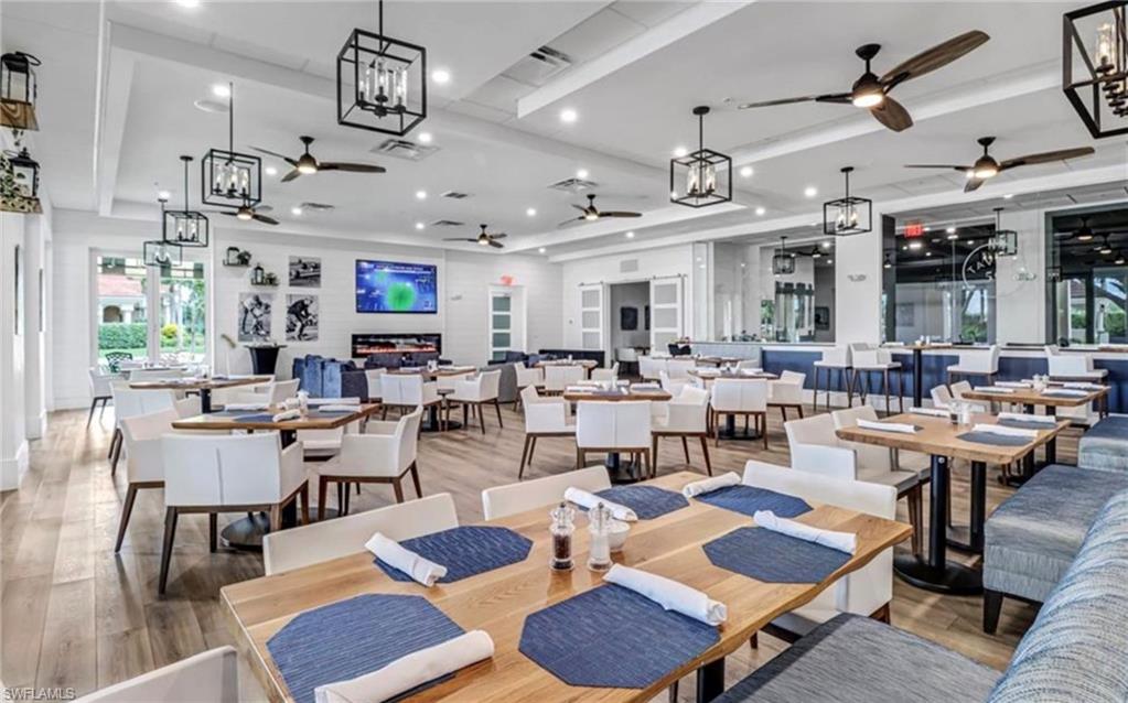 WEDGE WOOD AT THE STRAND - Residential