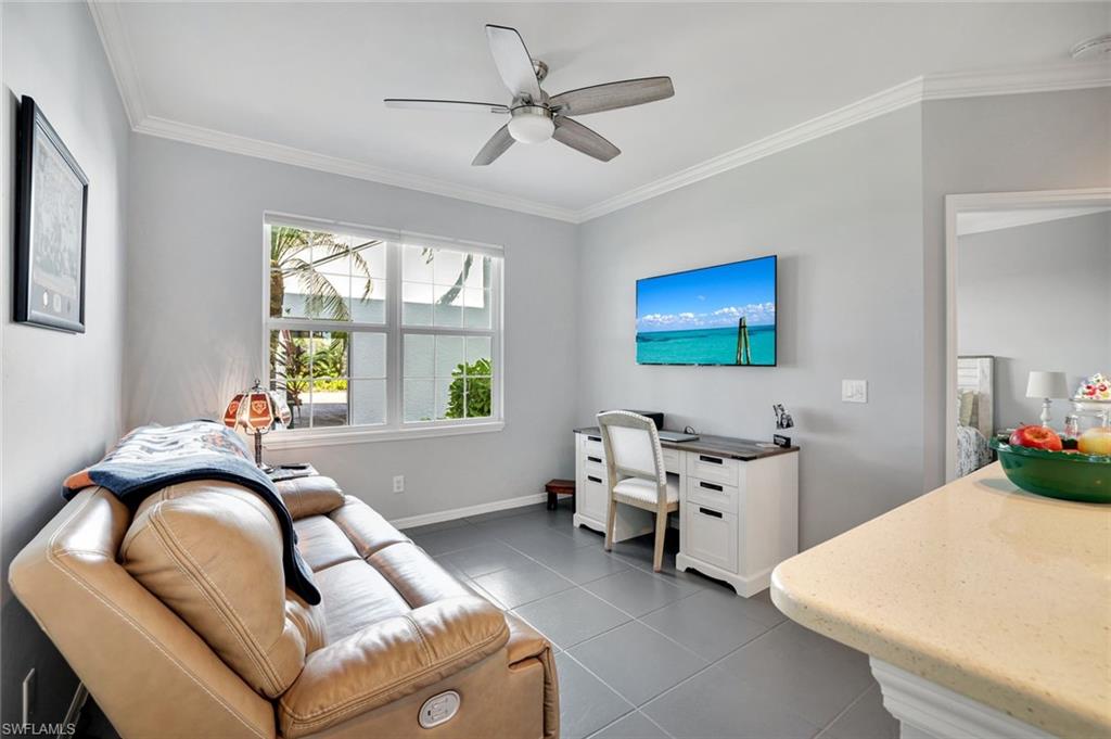 WEDGE WOOD AT THE STRAND - Residential