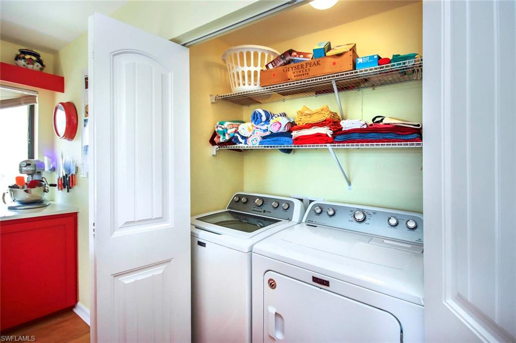 SANIBEL SHORES - Residential