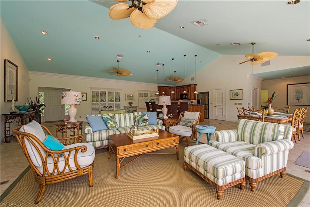 AQUALANE SHORES - Residential