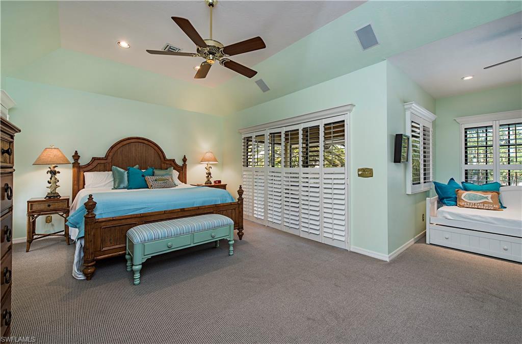 AQUALANE SHORES - Residential