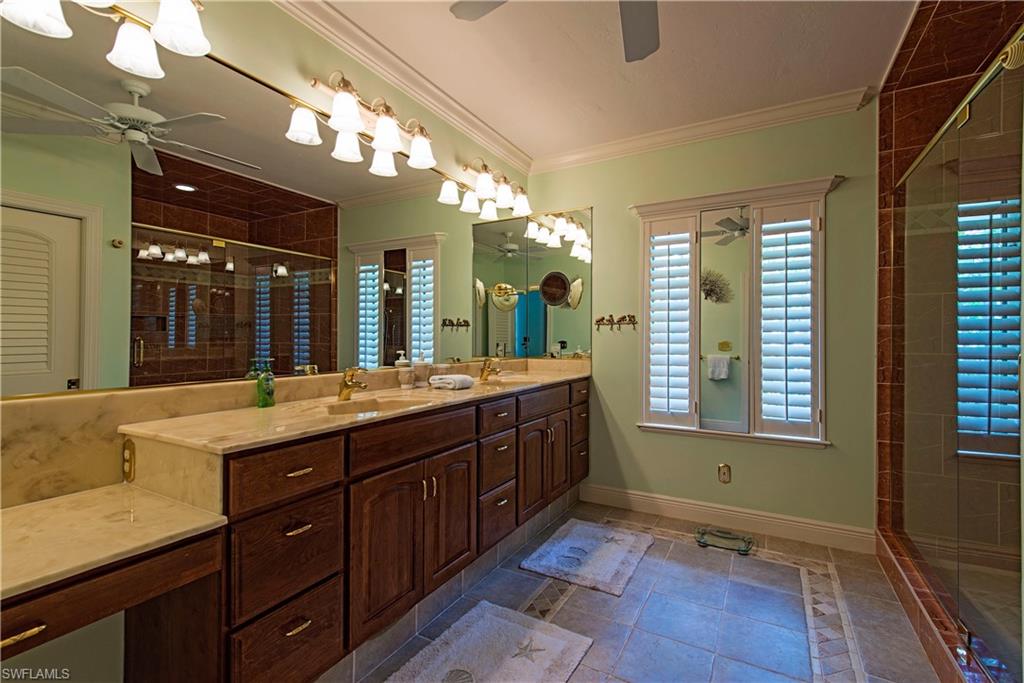 AQUALANE SHORES - Residential