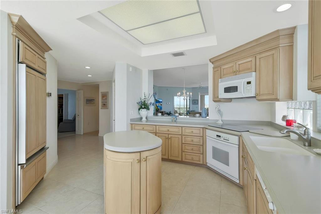 262 Barefoot Beach BLVD 301
