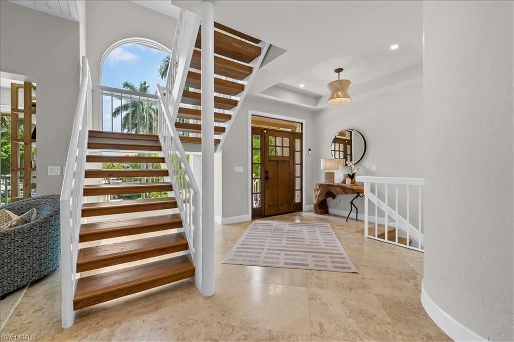 Photo of 4737 Villa Mare LN, NAPLES, FL 34103 (MLS # 226013067)